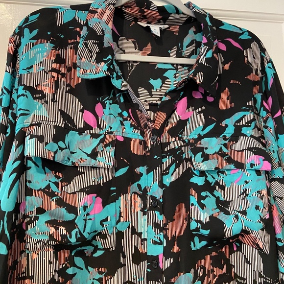 Boutique Blouse Size 3X Colorful Print Long Sleeve High-Low Hem - Picture 2 of 8